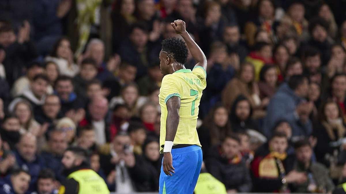 Vinicius Junior responde a las ofertas para dejar el Real Madrid