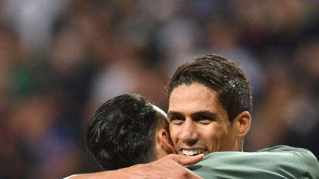 The Times - El United pretendía 'hacer los deberes' al final: ofreció 110 'kilos' por Varane