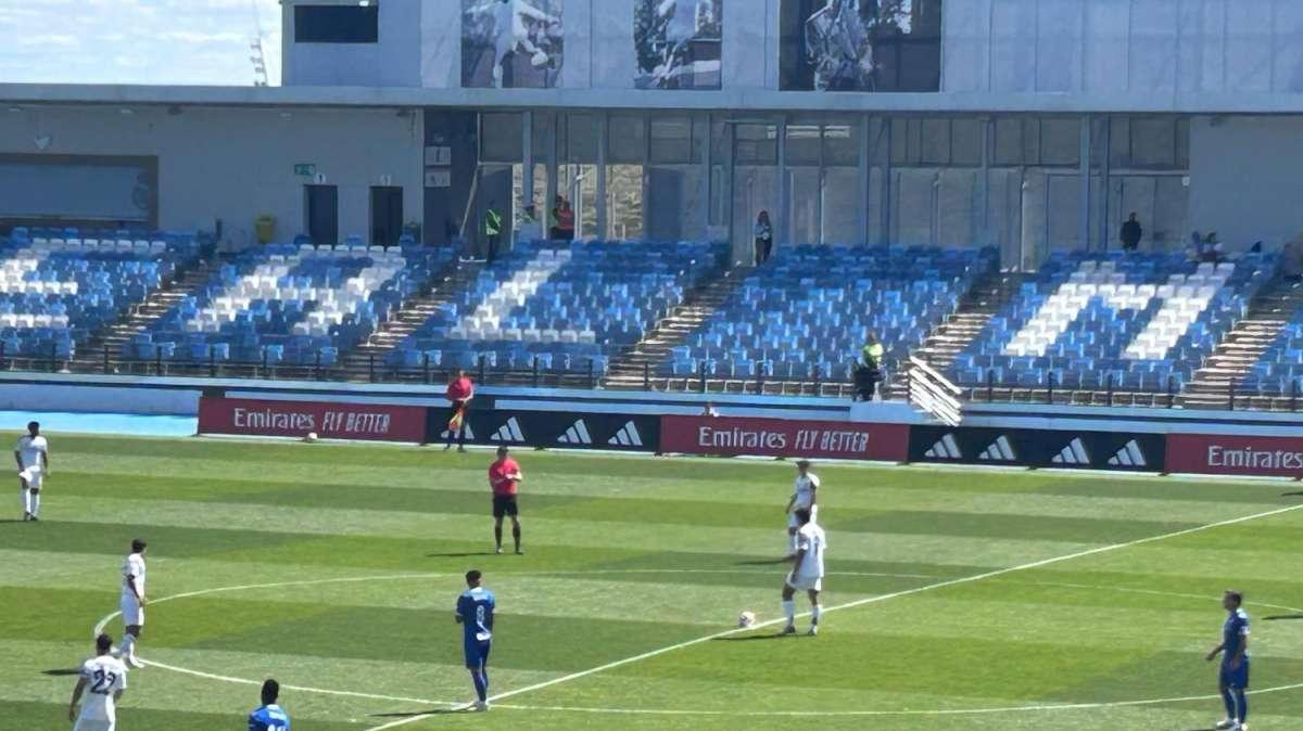 Real Madrid Castilla 0-1 Ceuta: un error condena a los de Raúl