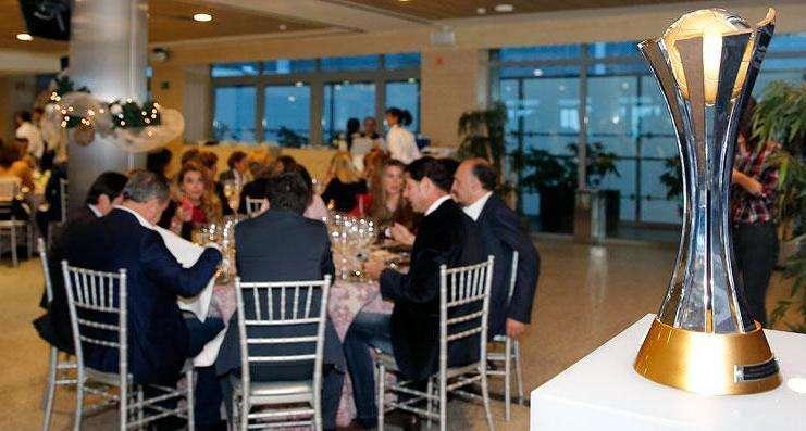Los veteranos del Real Madrid celebraron la comida de Navidad