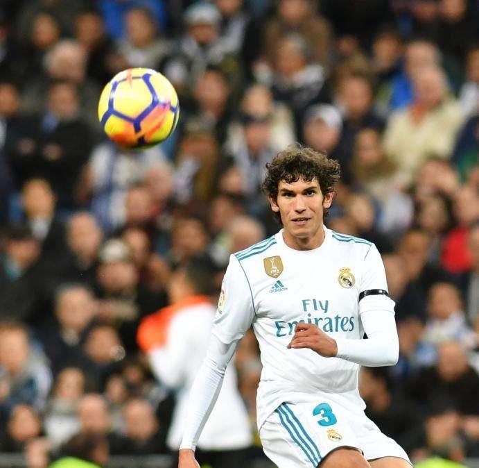 Jesús Vallejo sigue siendo el descarte de Solari: el único disponible que no viaja