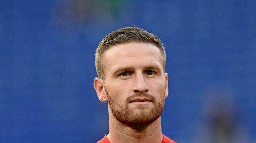 Butut, agente de Mustafi: "Hay una oferta del Madrid y otra del Barça"