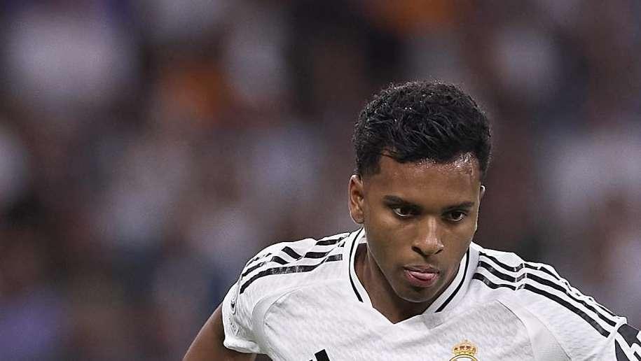 Rodrygo lanza una exigencia para seguir: la postura del Real Madrid