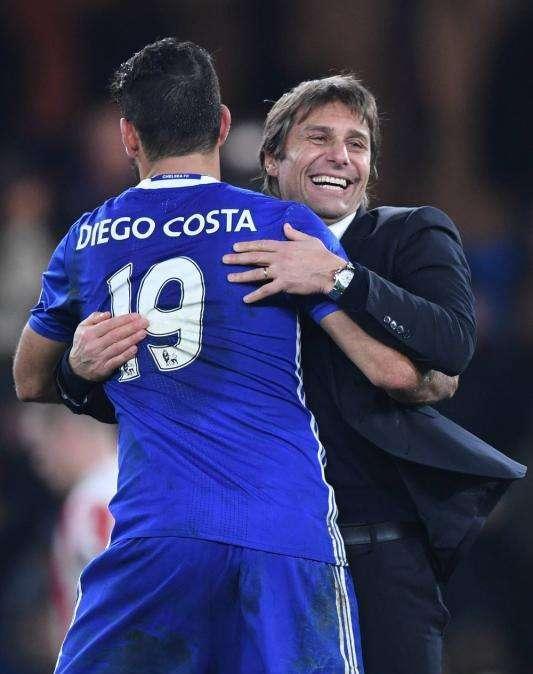 ¡DE LOCOS! El Chelsea perdió un fichaje...¡porque Conte tenía el teléfono apagado!