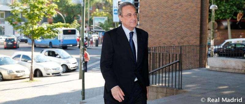 El Barça se adelanta al Madrid en tema de fichajes