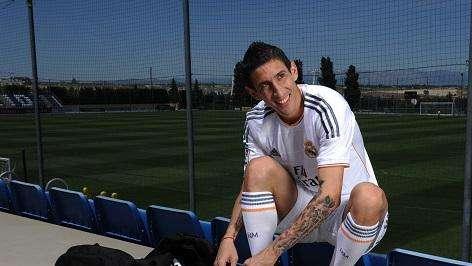 La pareja de Lavezzi da por sentada la llegada de Di María al PSG