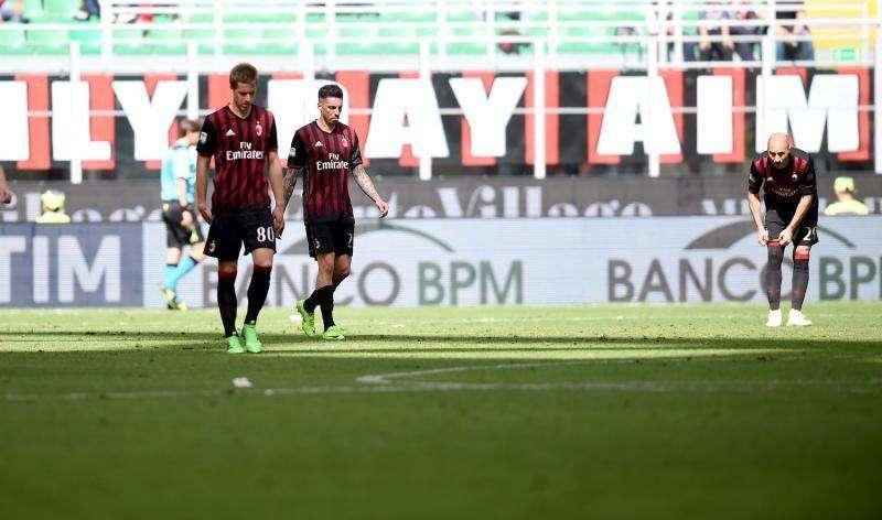 En Milan disponen de 150 millones para fichar: gusta un defensa del Atlético para reforzar el lateral