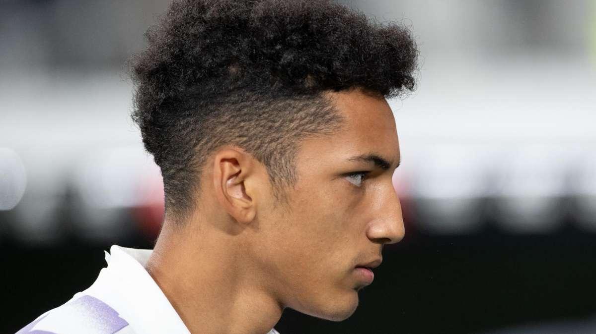 CAMBIO EN EL REAL MADRID | Entra Álvaro Rodríguez