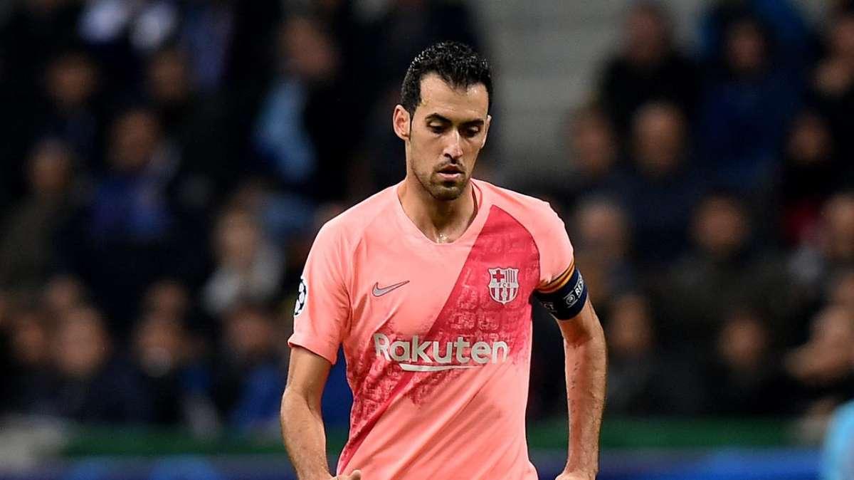 Koeman comunica a Busquets que no será titular fijo