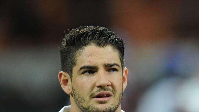 Daily Star: Hiddink veta el fichaje de Pato por el Chelsea