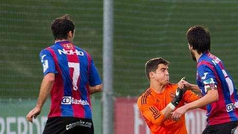 MARCA: Yáñez y Abner harán la gira con el Real Madrid