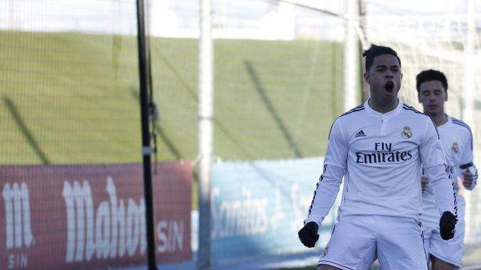 Mariano: "Benzema le viene muy bien al Madrid. Es un 9 magnífico. CR7..."