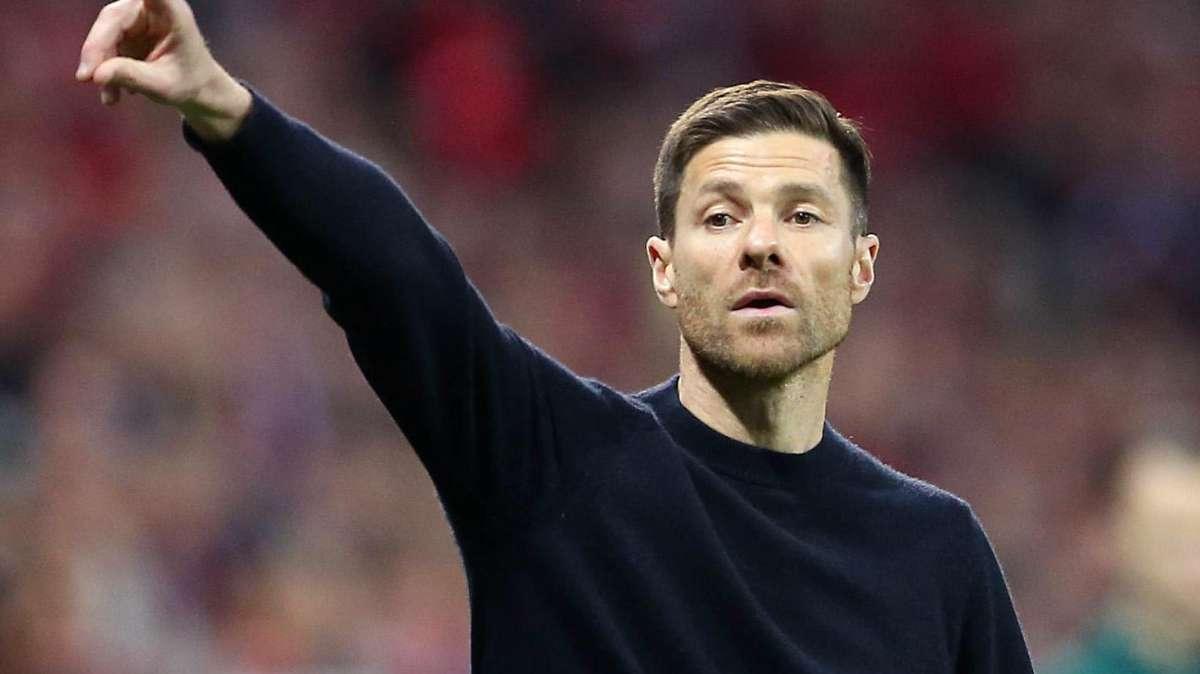 "Xabi Alonso no tiene prisa por ir al Real Madrid"
