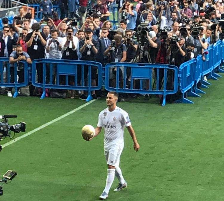 Hazard, preparado para debutar ante el Levante