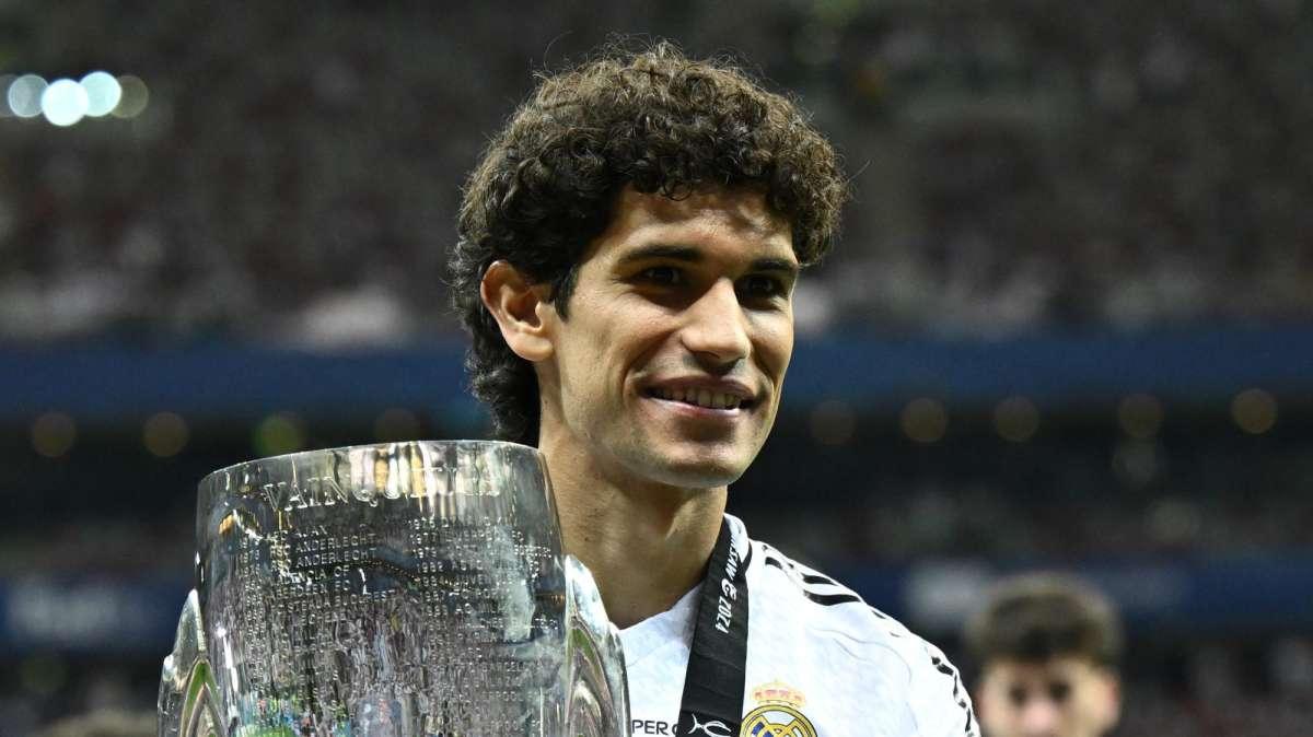 El Real Madrid anuncia la salida de Jesús Vallejo 10 años después