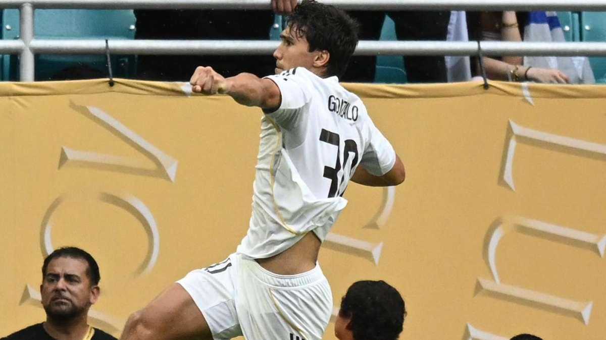 Gonzalo García rompe un fichaje en el Real Madrid