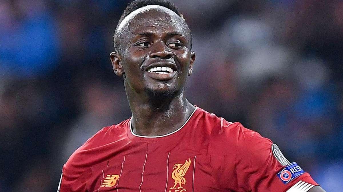 Mané vuelve a ofrecerse al Real Madrid por si falla Mbappé
