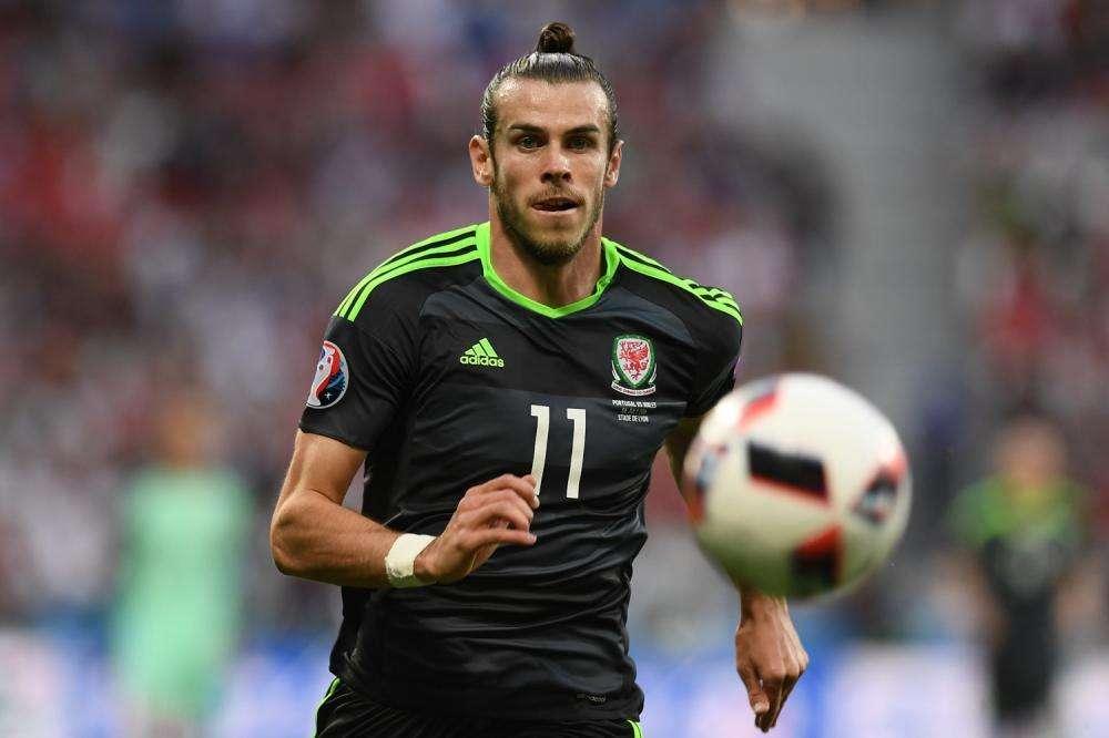 Ryan Giggs prohibió una de las pasiones de Bale en la última concentración de Galés