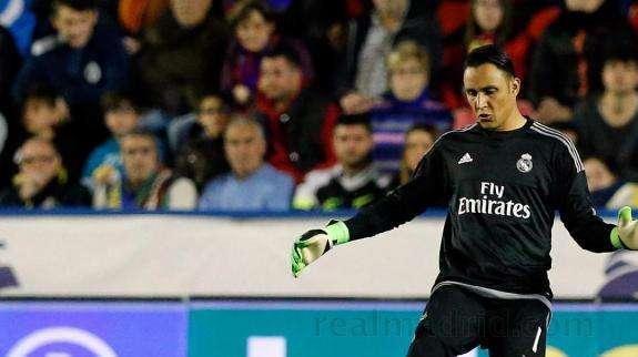 Don Balón: La Juventus, el United y el PSG, dispuestos a pagarle a Keylor lo que quiere