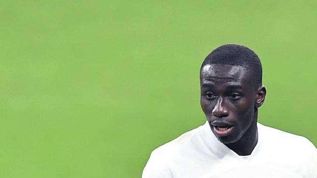 El futuro de Ferland Mendy en el Real Madrid en el aire: los detalles 