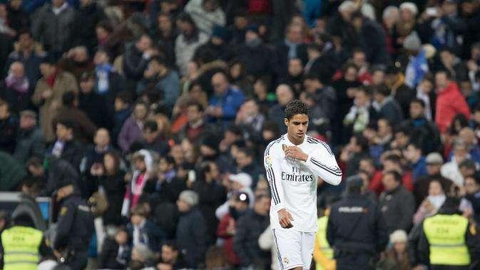 El Confidencial: La rodilla de Varane, otra razón para que Ramos se quede