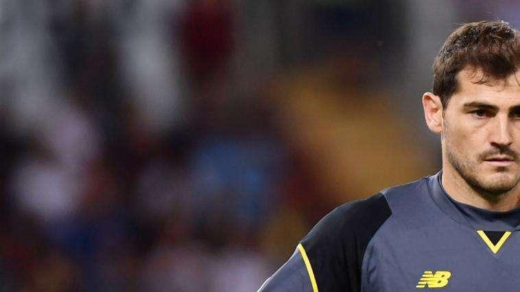 Azevedo: "Algo pasa con el entrenador o la directiva, no es normal que Iker fuera suplente"