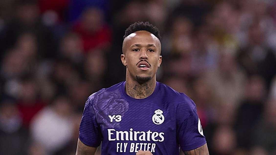 CAMBIO DEL REAL MADRID | Militao entra por un fatigado Carvajal