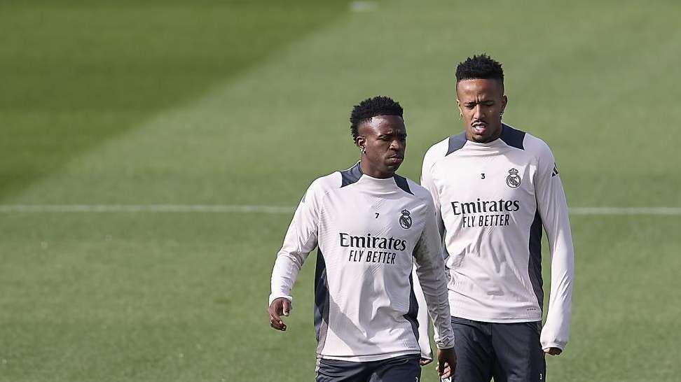 Ancelotti lo desvela: "Vinicius está triste, pero no por el Balón de Oro"