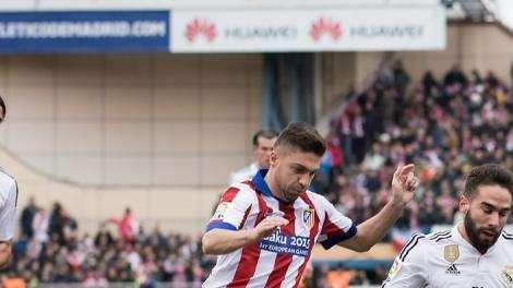 Sky Sport: La Juve piensa en Kurzawa y Masauko, si falla Siqueira