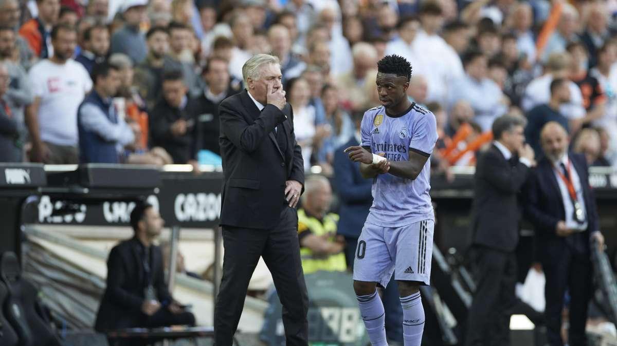 Carlo Ancelotti desvela su conversación con Vinicius en el vestuario