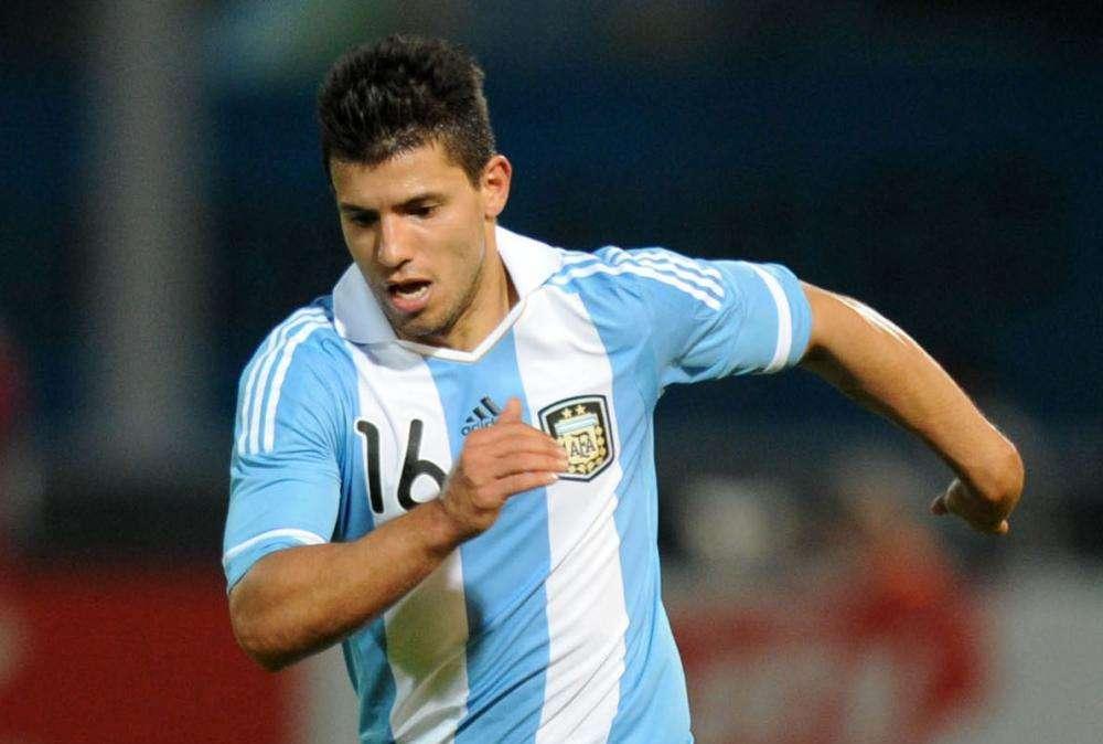Agüero:"Se habla mucho de Madrid y Barcelona, pero me quedo en el City"