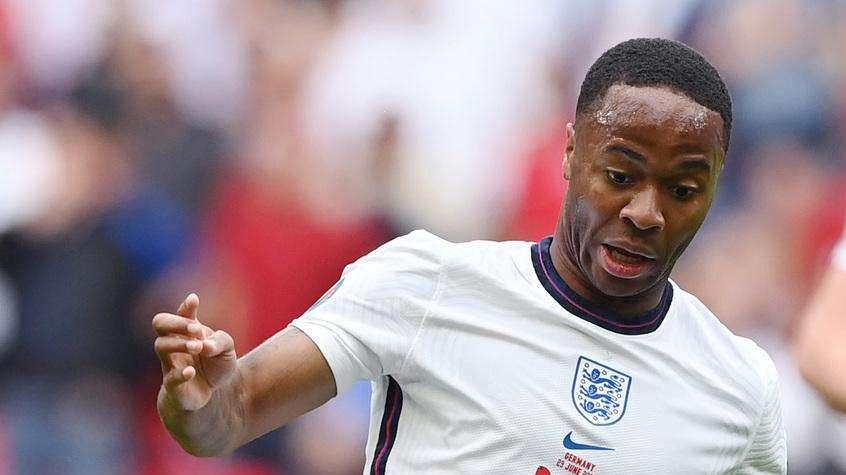 Crecen los rumores: Sterling pone su casa en venta y le sitúan en el Real Madrid