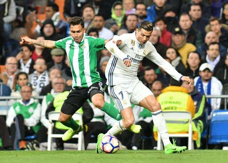 Manolo Lama: "Mientras el partido estuvo 0-0, el Madrid jugó bien"