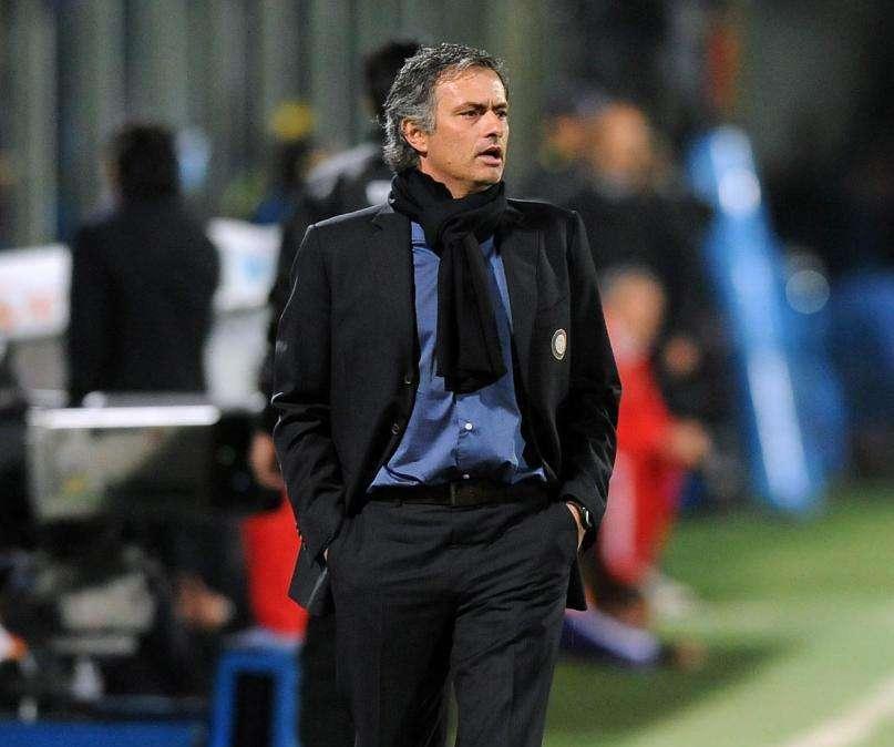 Eto'o: "Mourinho me envió una imagen con el '9' y me dijo 'te está esperando'"