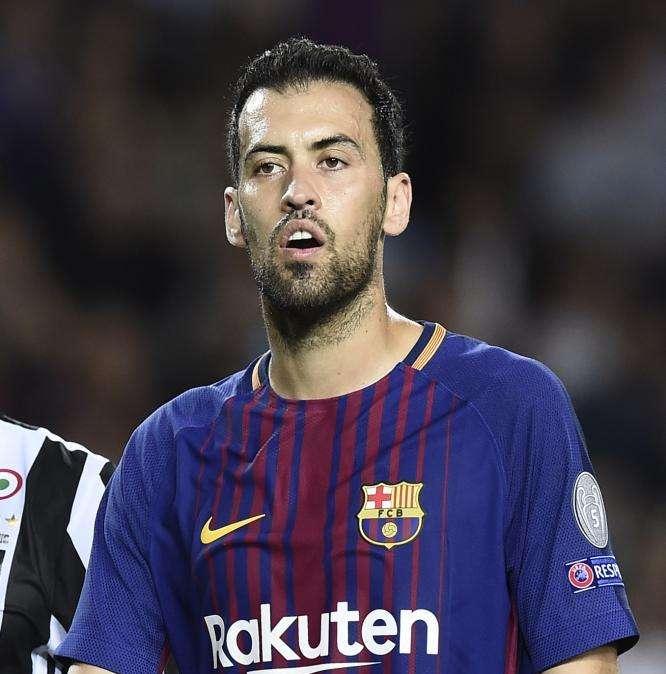 La extraña comparación de Busquets con el césped del José Zorrilla: "Era lo más parecido a una playa"