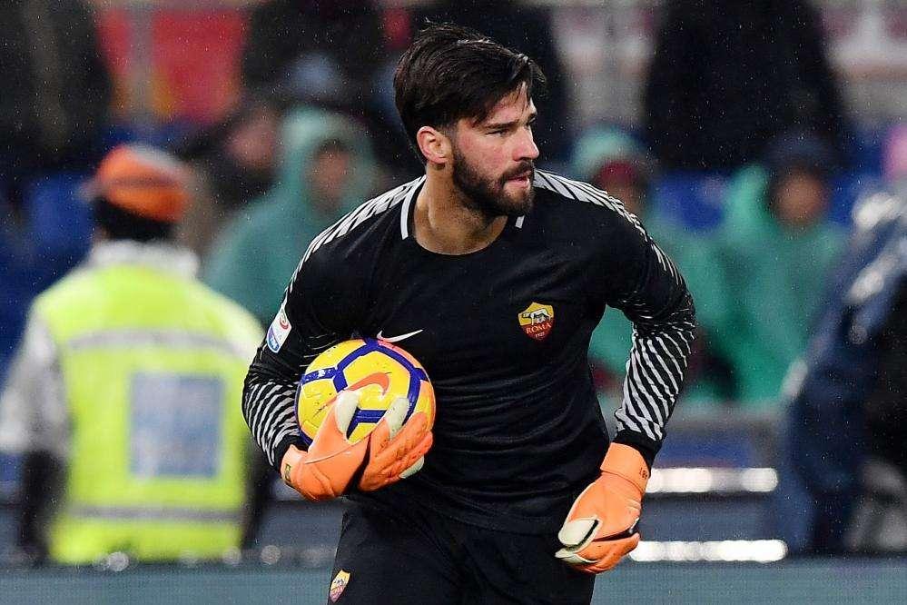 El Liverpool irá como un tiro a por Alisson con una oferta mareante