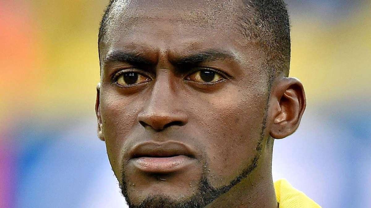Daily Express: El Liverpool va a por Jackson Martínez