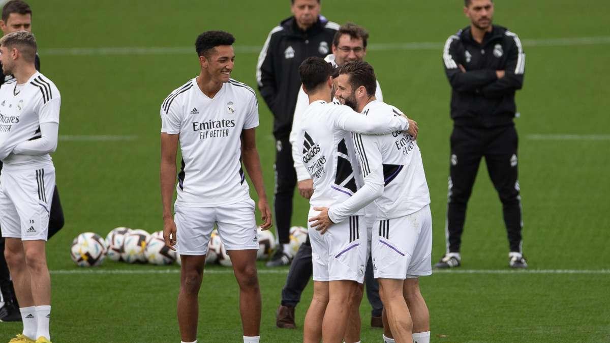 Álvaro Rodríguez, convocado tras la baja de Benzema