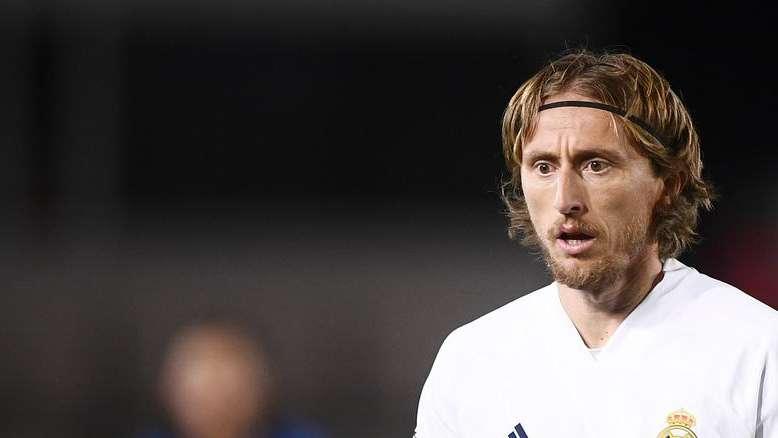 Modric estalló contra Mateu tras la mano de Morcillo: "¡A ver si pitas uno para nosotros!"