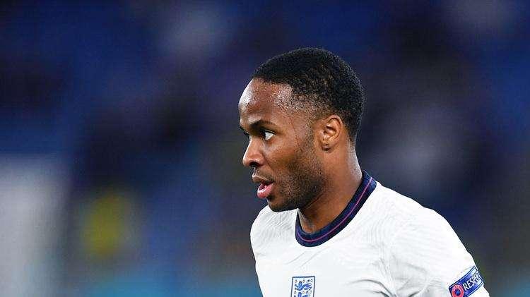 Fichajes | Guardiola se pronuncia sobre el futuro de Sterling