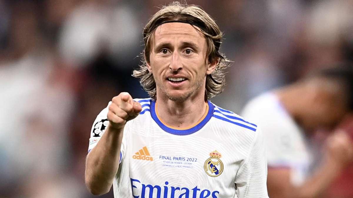 VÍDEO | El emotivo gesto de Modric con un niño ucraniano que ha perdido a sus padres