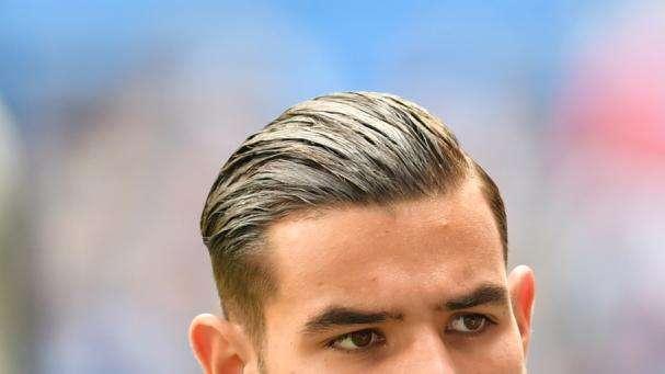 Theo anima a los suyos a pesar de su sanción de cuatro partidos: "Vamos Real"