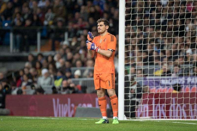 Periodista Digital: La Roma contacta con Casillas