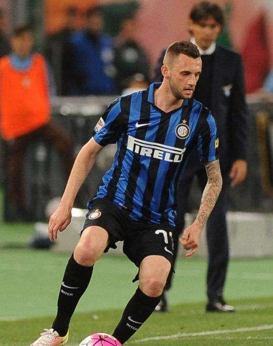 La Gazzetta dello Sport: Intercambio de cromos entre Chelsea e Inter