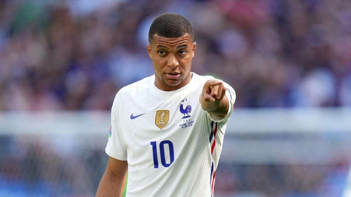 Fichajes | "Mbappé acabará en el Real Madrid tarde o temprano"