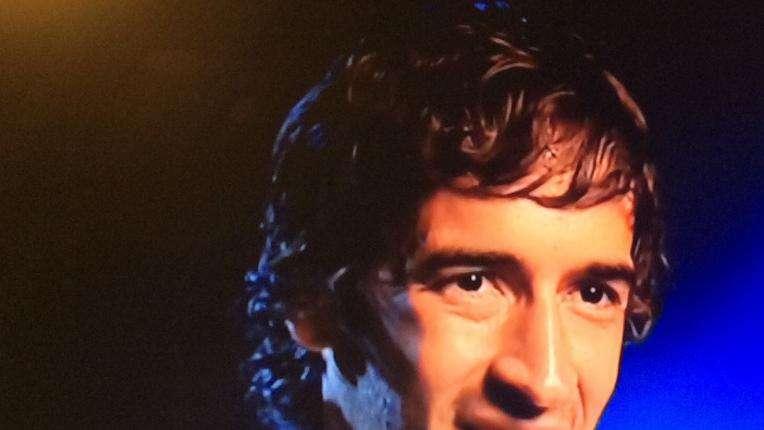 FOTO - Dos leyendas vivas fomentan el Clásico en Miami: Raúl y Puyol, ejemplo de fraternidad