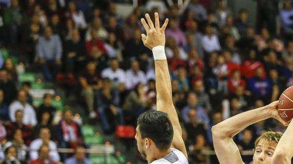 Jugador TOP del partido: Ayón