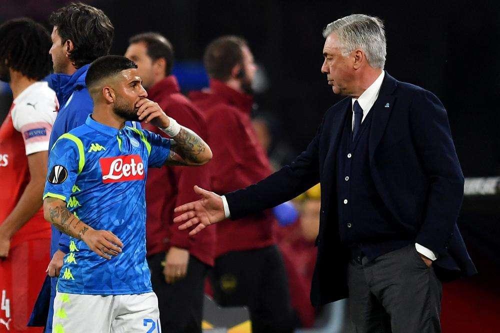 Ancelotti molesto por las críticas en relación a su salario en el Napoli