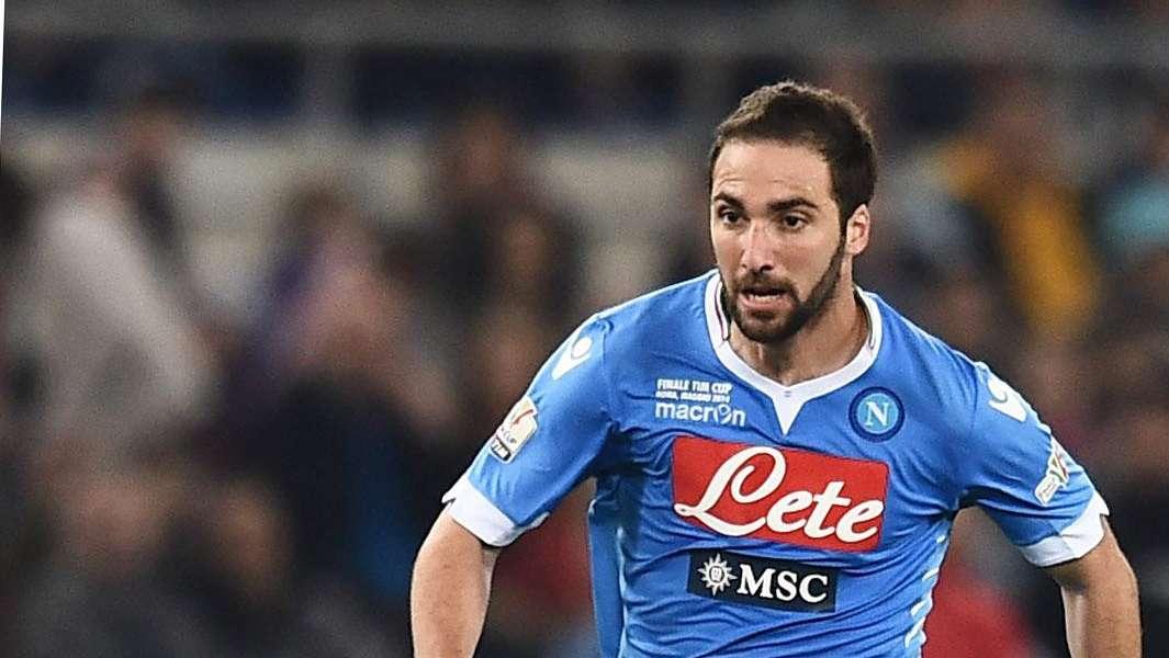 MARCA: Higuaín, a un paso del Barcelona