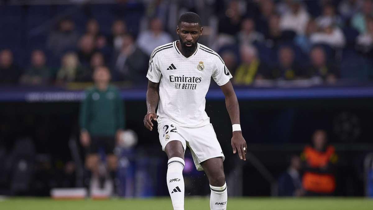 Rüdiger pierde la cabeza y el Real Madrid acaba con tres expulsados